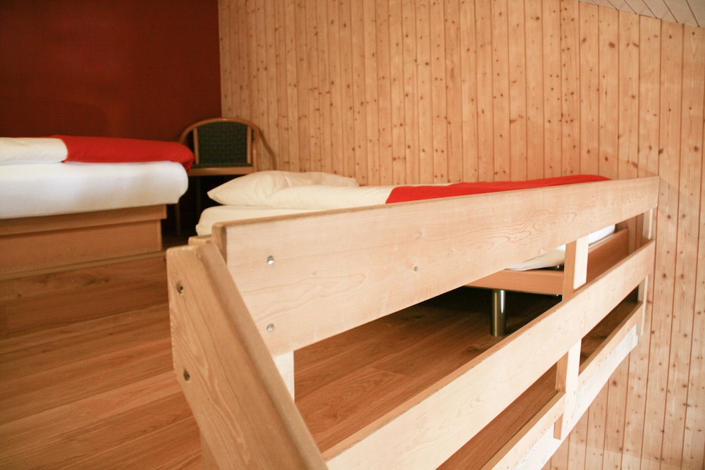 Standard Quadruple Room, 1 Bedroom, Mountain View photo 3