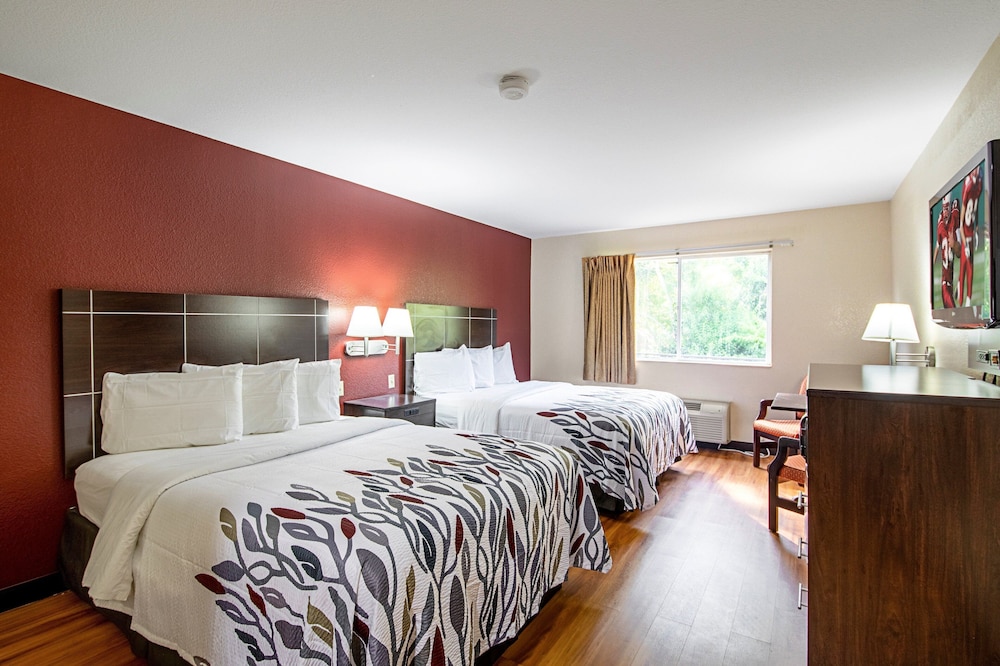 Deluxe Room, 2 Queen Beds, Non Smoking - Photo 5