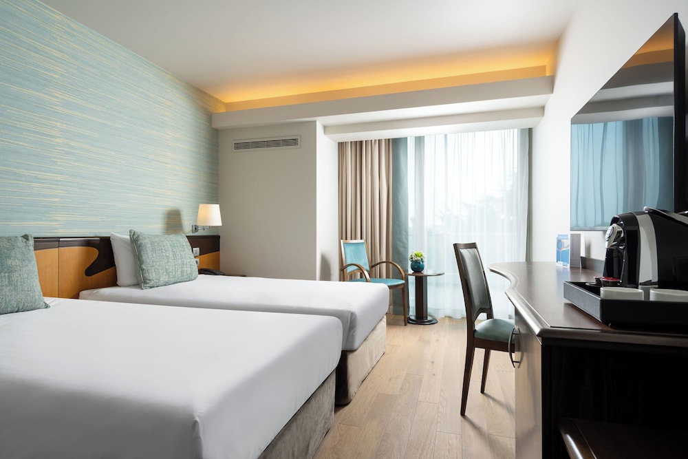 Superior Twin Room, 2 Twin Beds - Photo 1