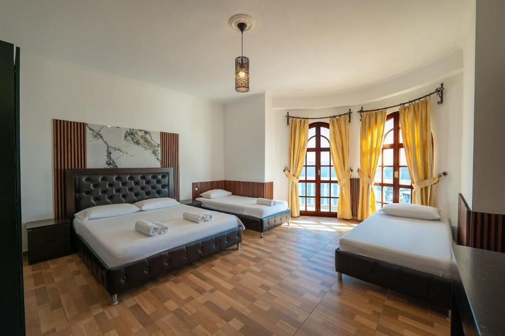Classic Quadruple Room, Sea View photo 1