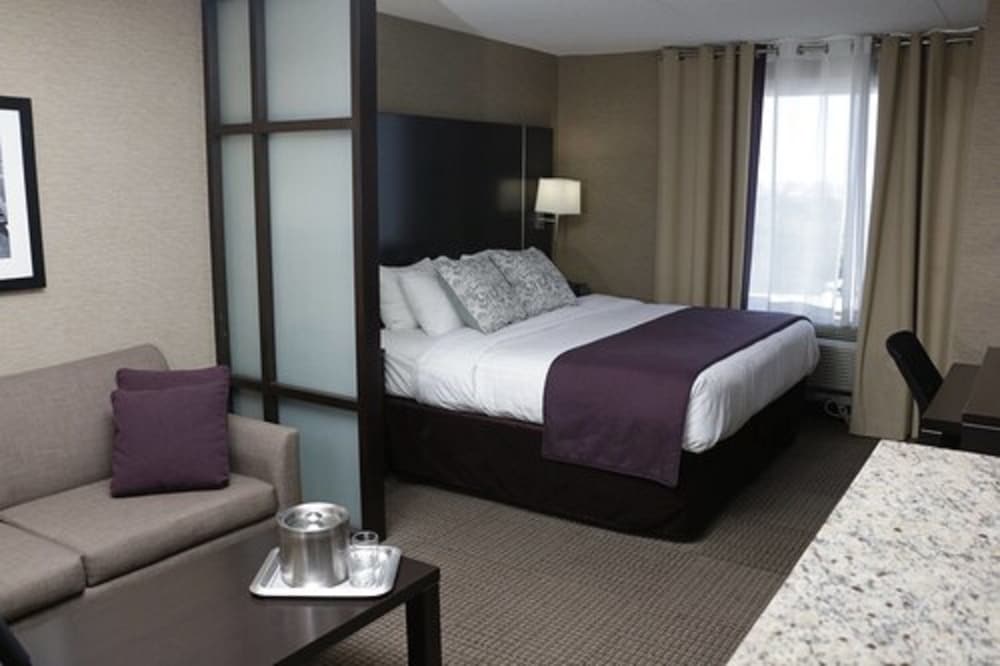 Suite, Non Smoking - Photo 10