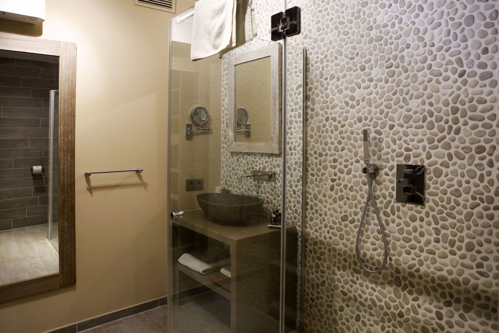 Comfort Double Room (Pole Pole) photo 2