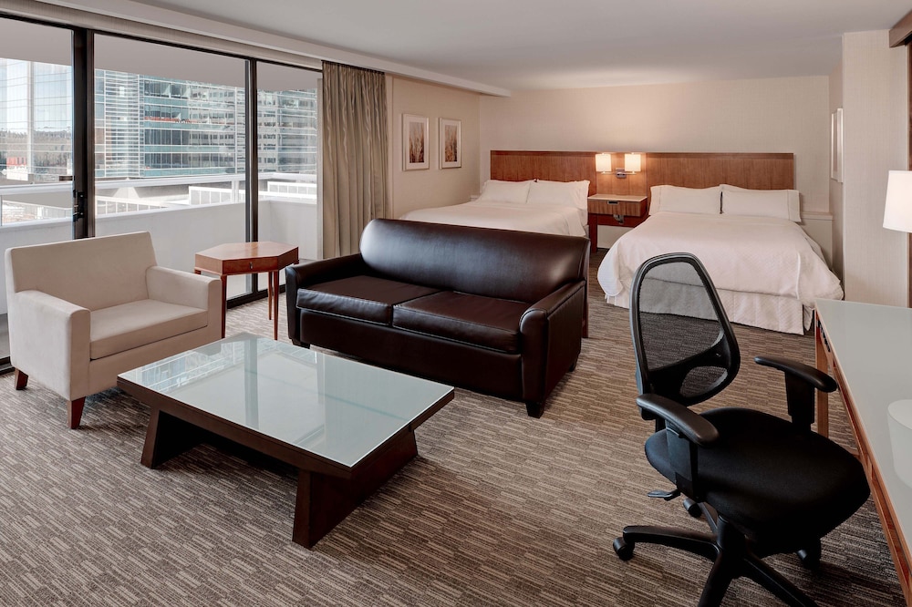Junior Suite, 1 King Bed - Photo 5