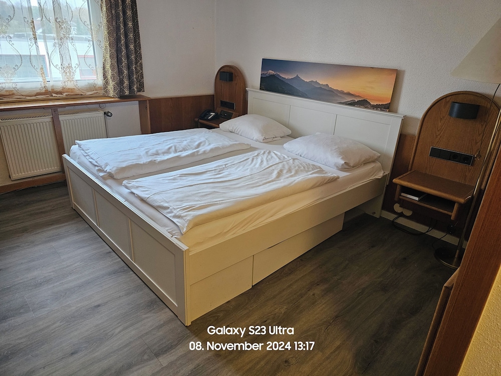 Basic Room, 1 Twin Bed, Non Smoking photo 3