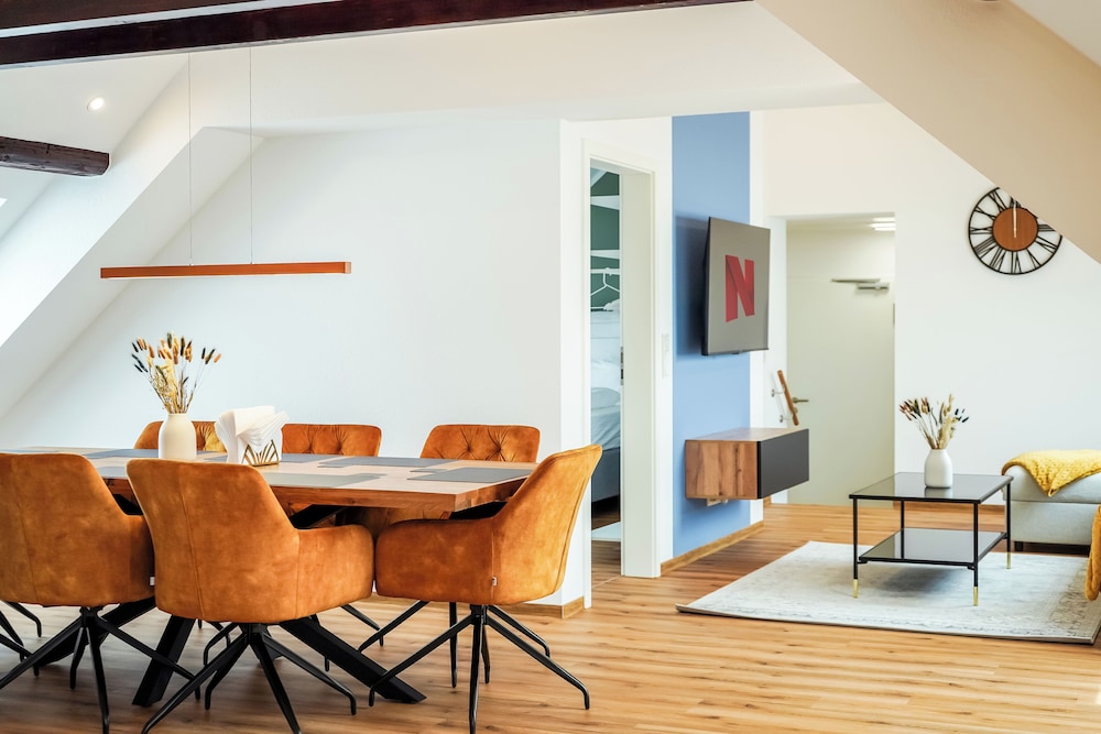 Deluxe Condo, 3 Bedrooms