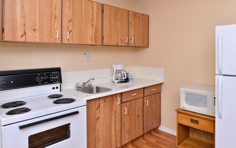 Suite, 2 Queen Beds, Non Smoking