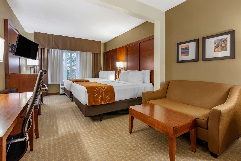 Suite, Multiple Beds, Accessible, Non Smoking - Photo 1