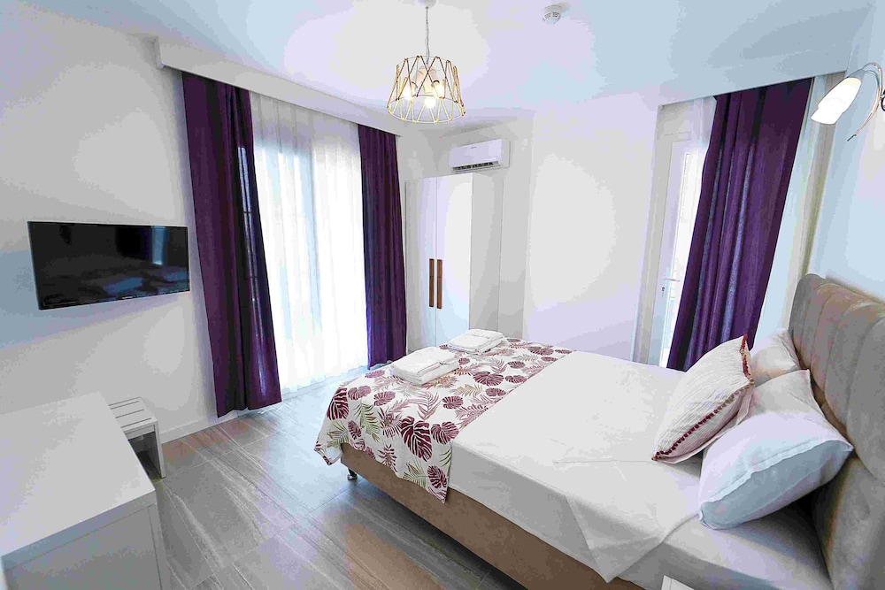 Deluxe Room, Non Smoking, City View