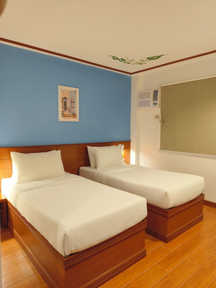 Deluxe Double or Twin Room, 2 Twin Beds photo 1