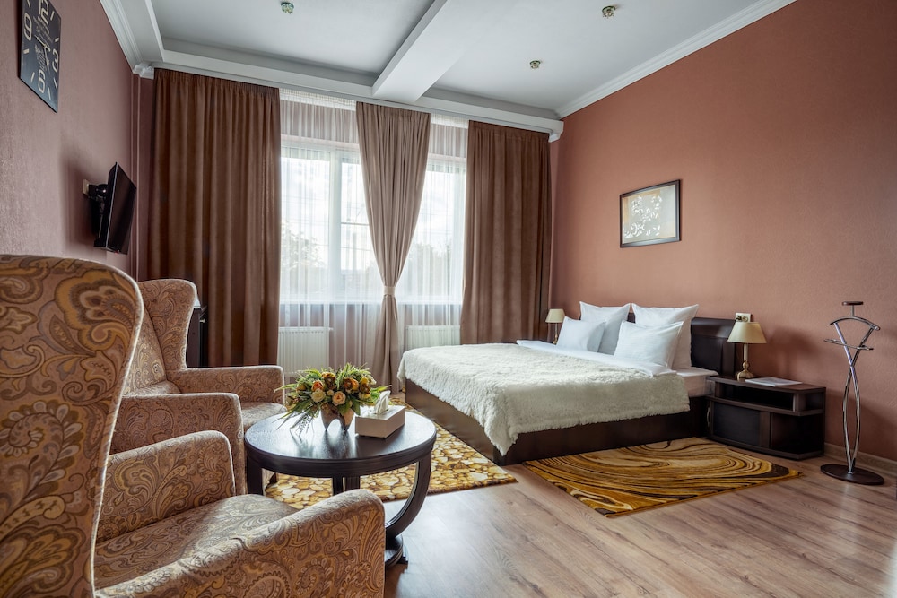 Large Double Room photo 2