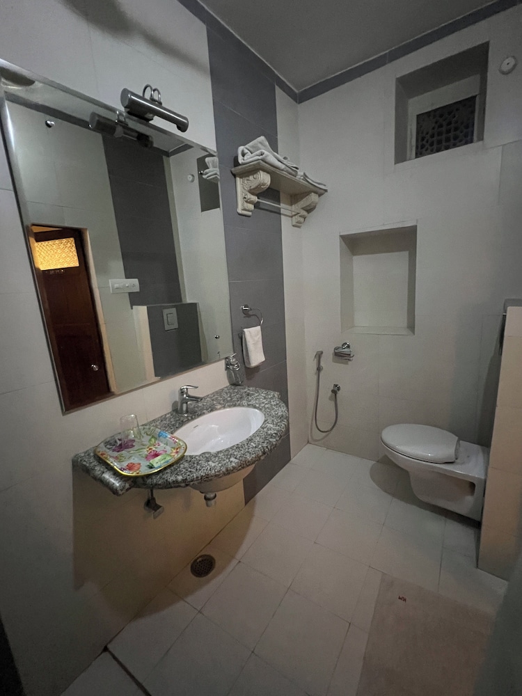 Family Suite with Balcony & Fort View photo 2
