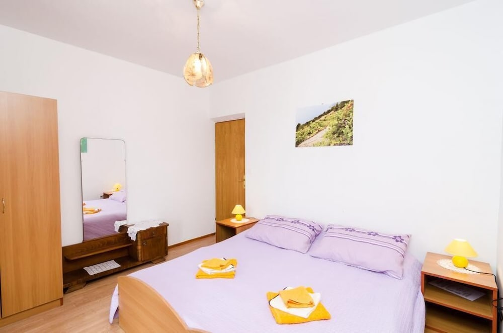 Double Room (Double Room with Balcony) photo 2