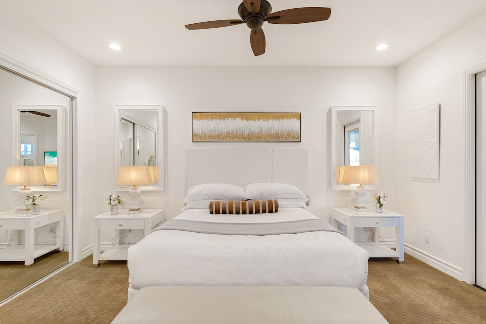 Luxury Room, 1 King Bed photo 2