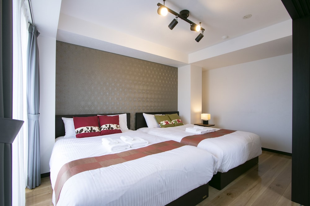 Deluxe 4 Bed photo 3