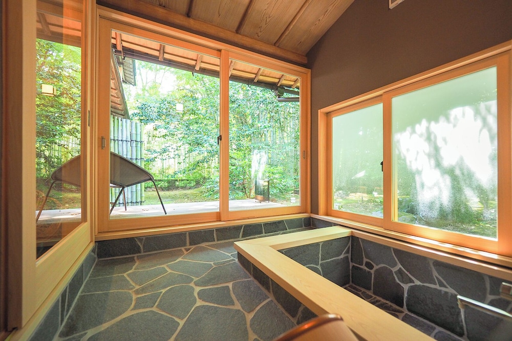 Luxury Room, Non Smoking, River View photo 2