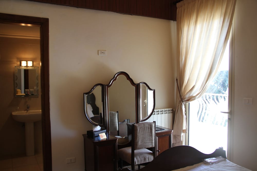 Classic Single Room, 1 Twin Bed, Accessible, Non Smoking photo 2