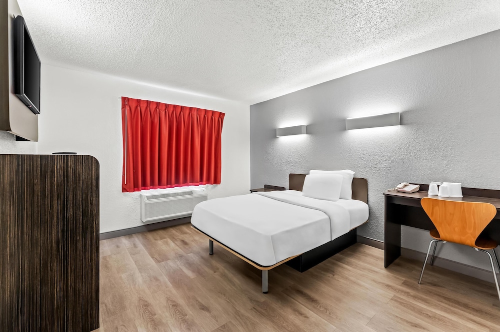 Standard Room, 1 Double Bed, Non Smoking photo 3