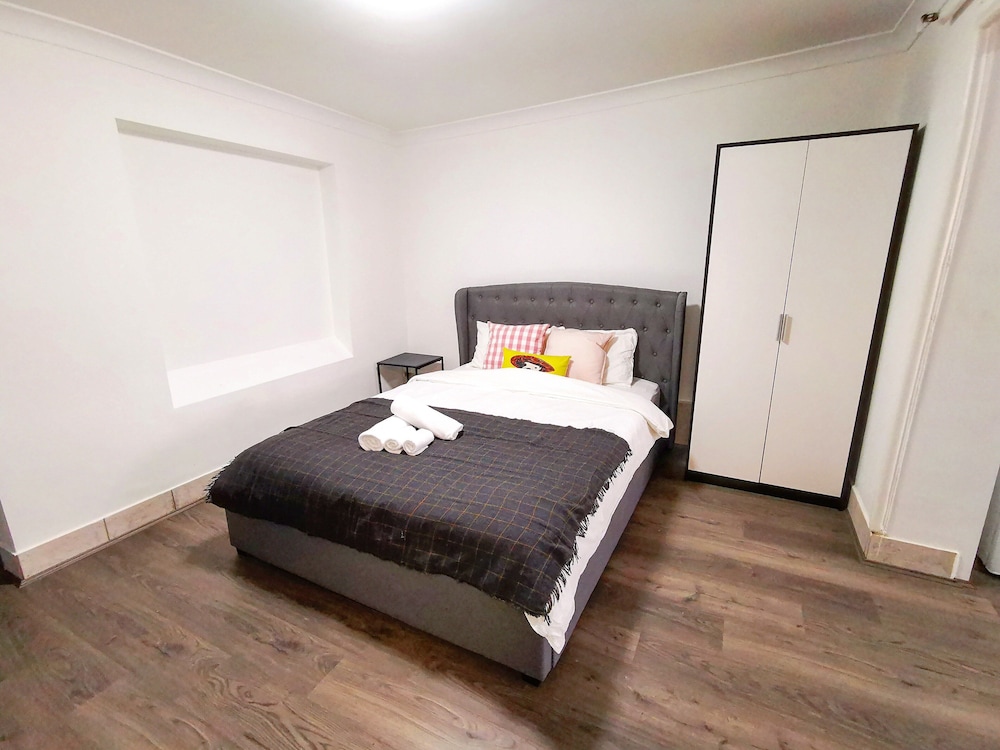 Comfort Studio Suite, 1 Queen Bed with Sofa bed photo 3