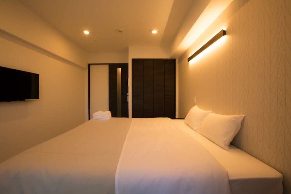 Double Room, Non Smoking - Photo 11