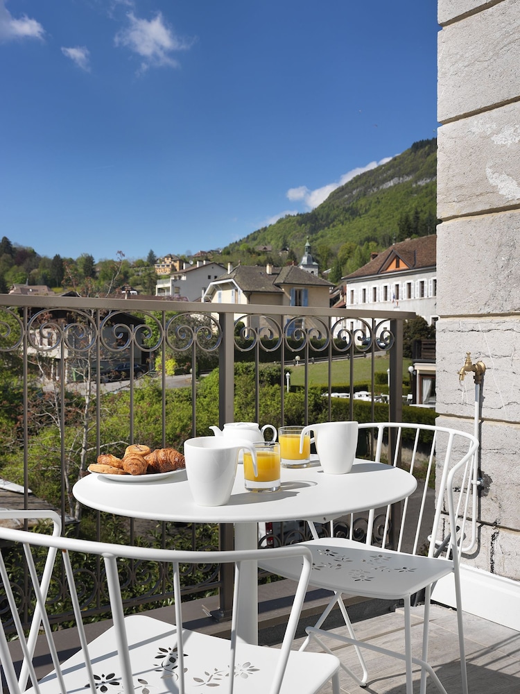 Deluxe Double or Twin Room, Lake View (Privilège) photo 2