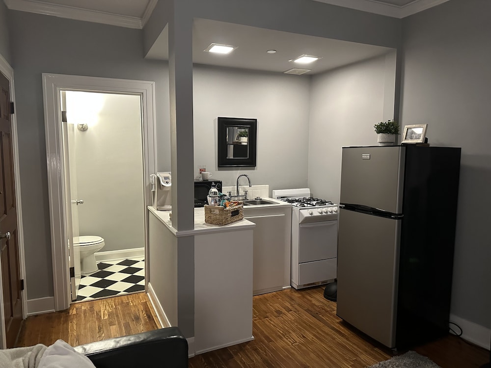 Medium Studio photo 3
