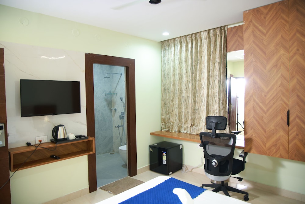 Superior Room, Garden View