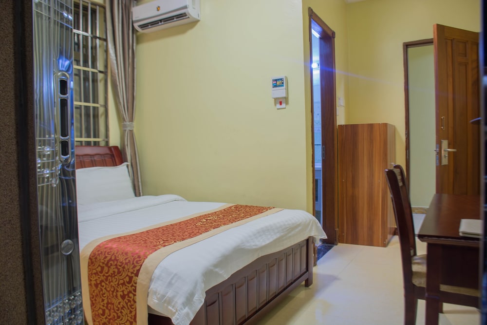 Double or Twin Room photo 3