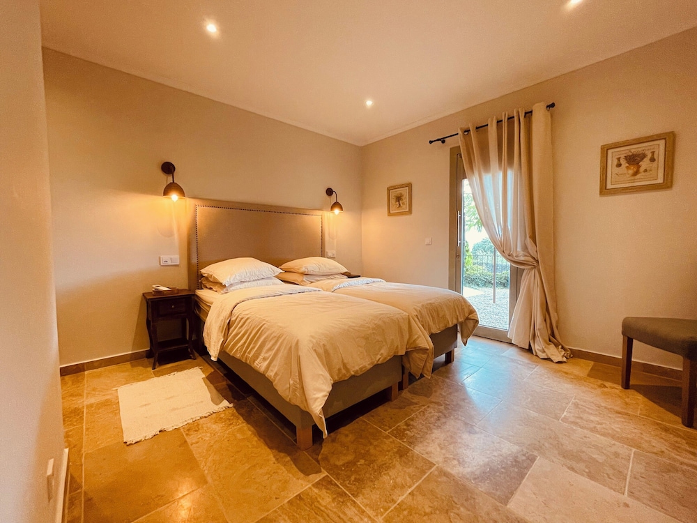 Apartment, 2 Bedrooms (3)