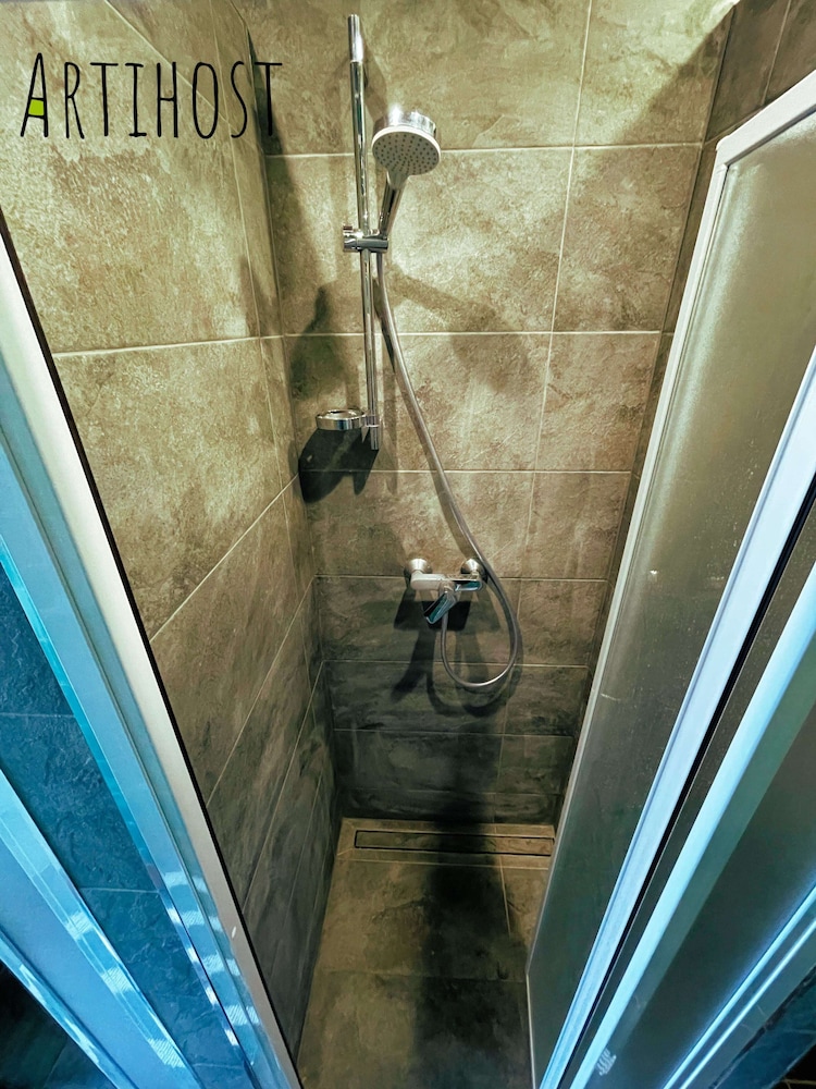 Comfort Room photo 3