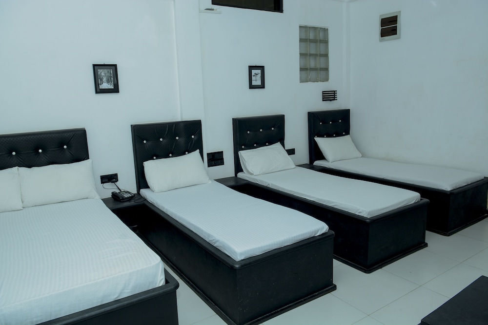 Royal Suite, 2 Queen Beds, Executive Level photo 1