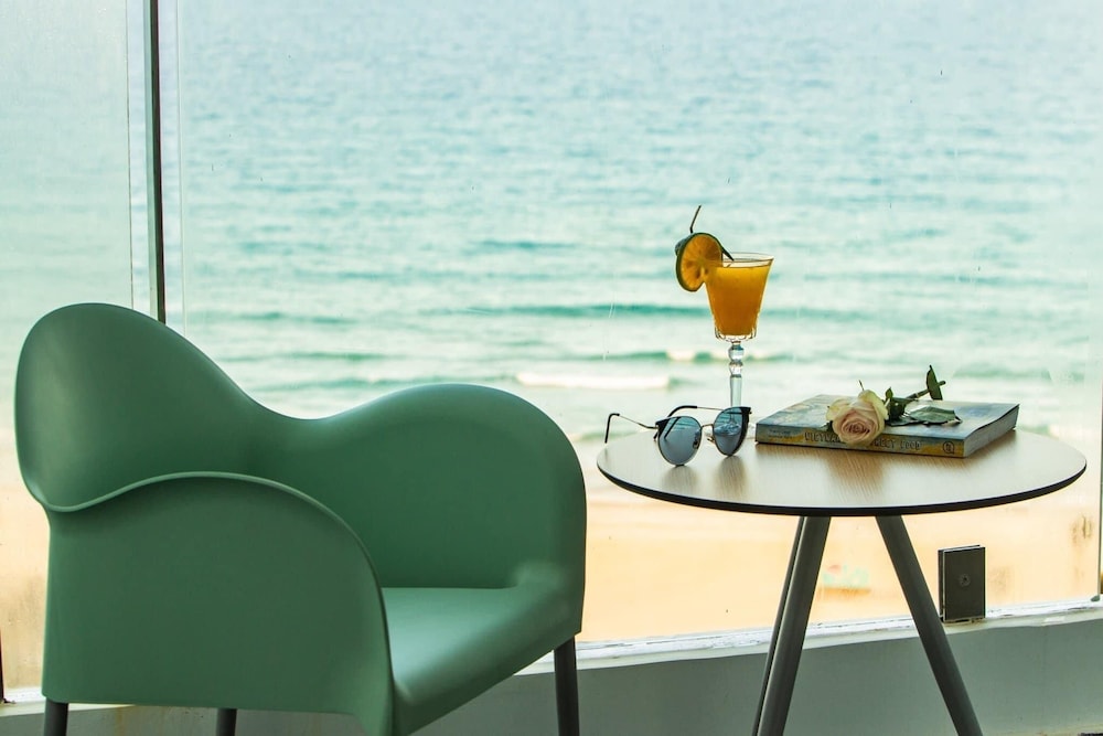 Deluxe Double Room, Balcony, Sea View photo 3