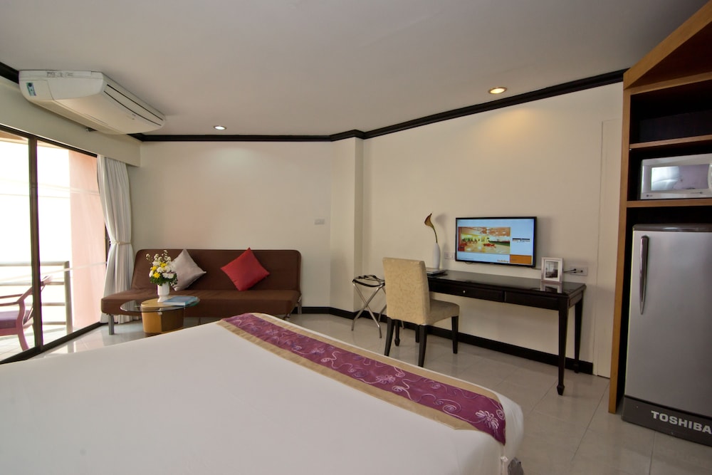 Superior Double Room, Garden View
