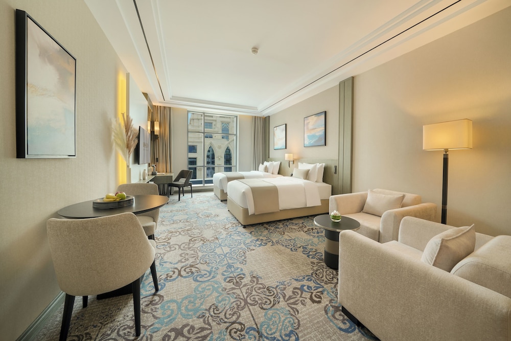 Deluxe Twin Room, 2 Twin Beds, City View photo 2