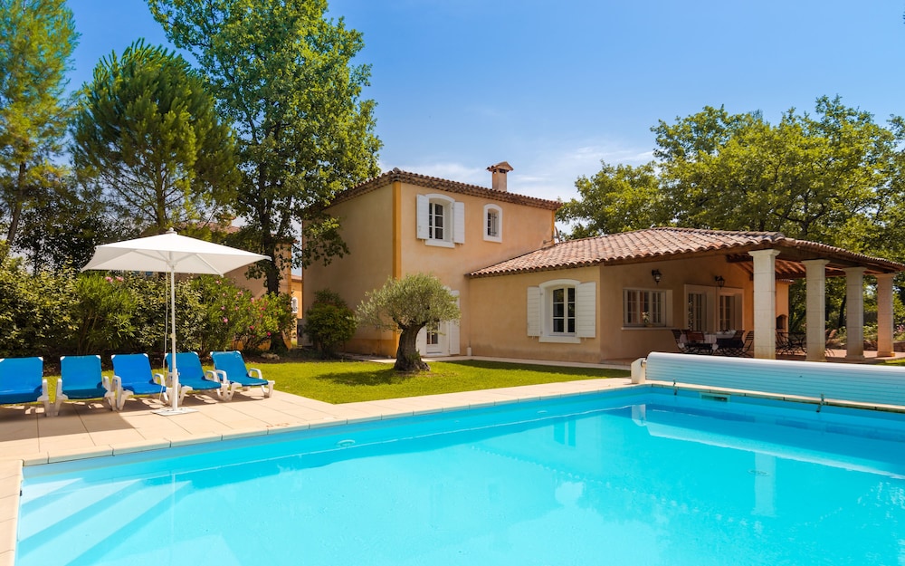 Villa (for 10/12 pers.)
