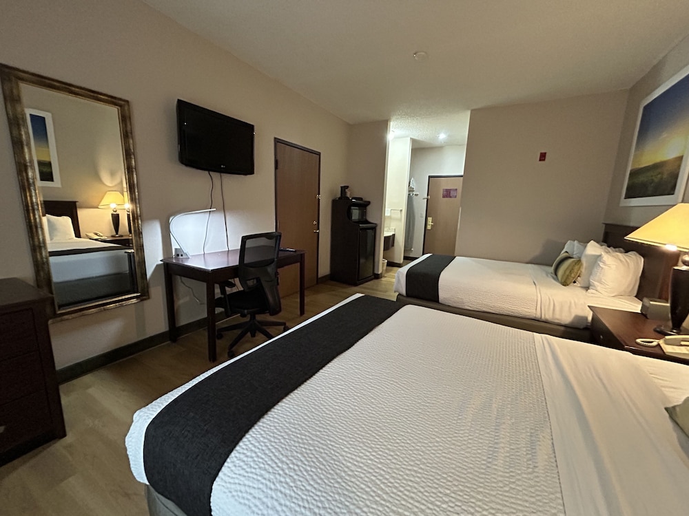 Standard Room, 2 Queen Beds photo 2