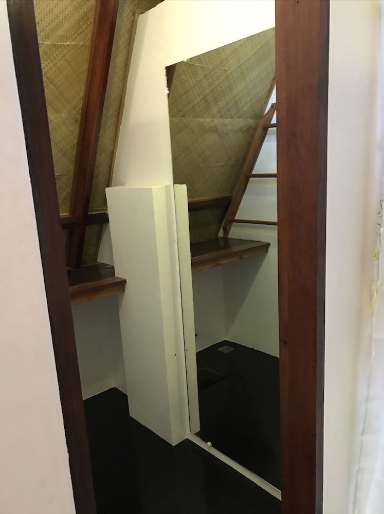 King Villa - Photo 5