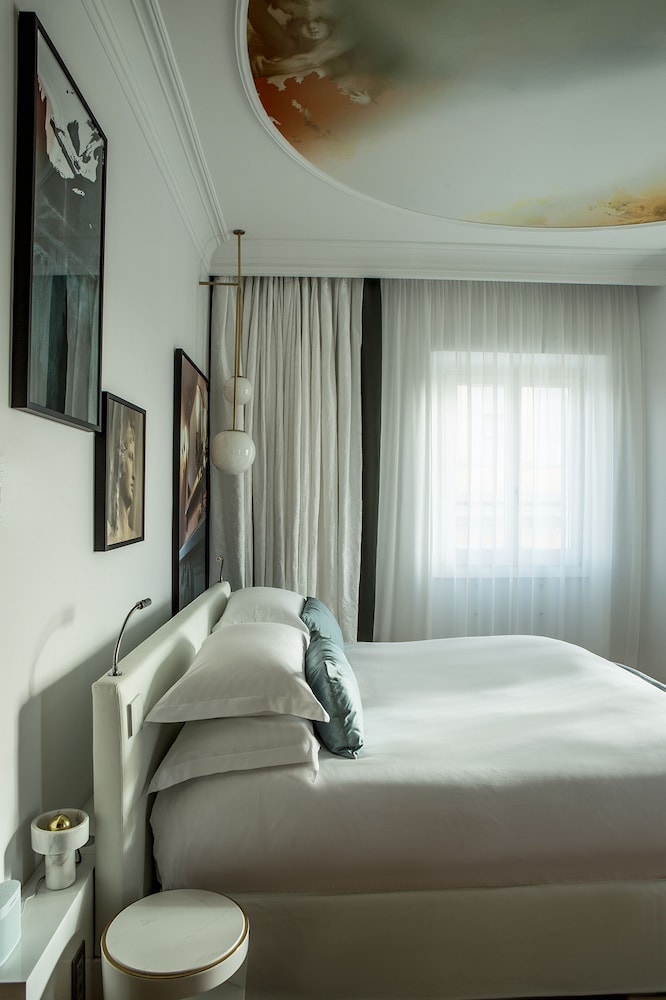 Superior Room, 1 Queen Bed