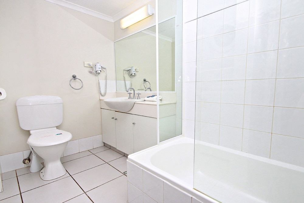 1 Bedroom Apartment, Ground Floor - Photo 7