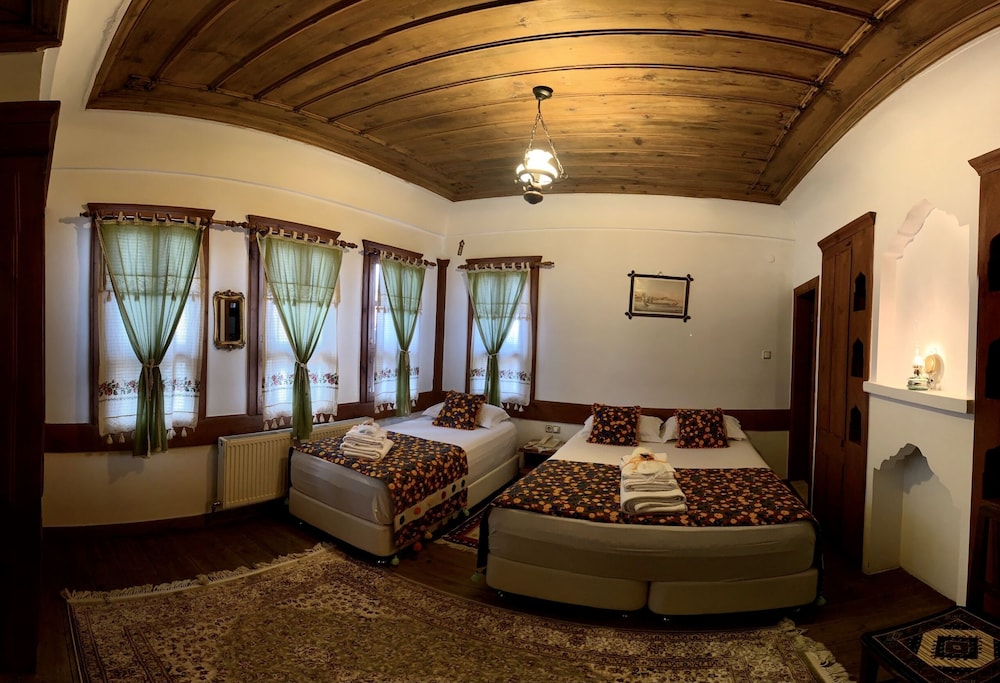 Standard Triple Room photo 1
