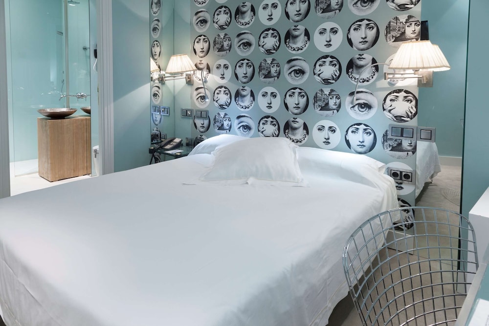 Basic Double Room, 1 Queen Bed photo 2