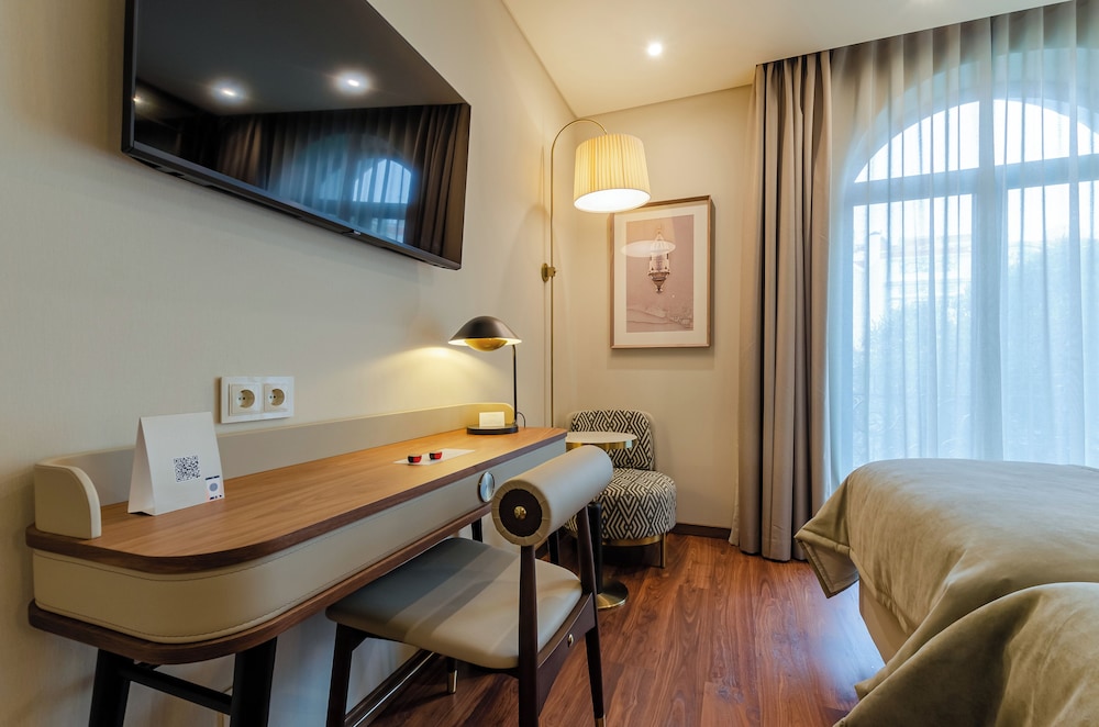 Superior Twin Room - Photo 4