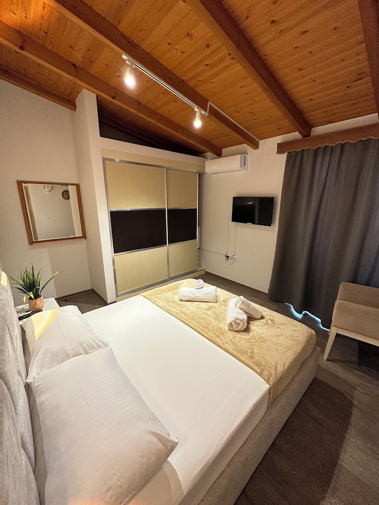 Billede 3 af Deluxe Double Room, Balcony, City View