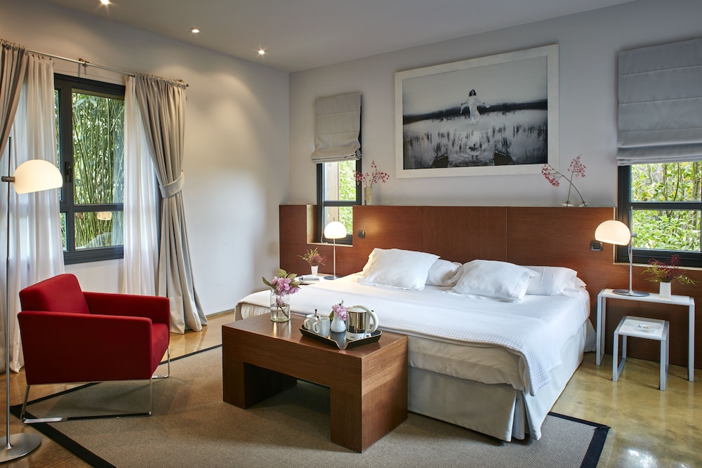Suite, Garden Area photo 2