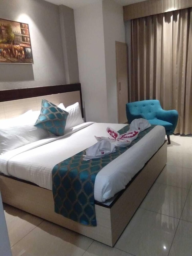 Premium Room - Photo 7