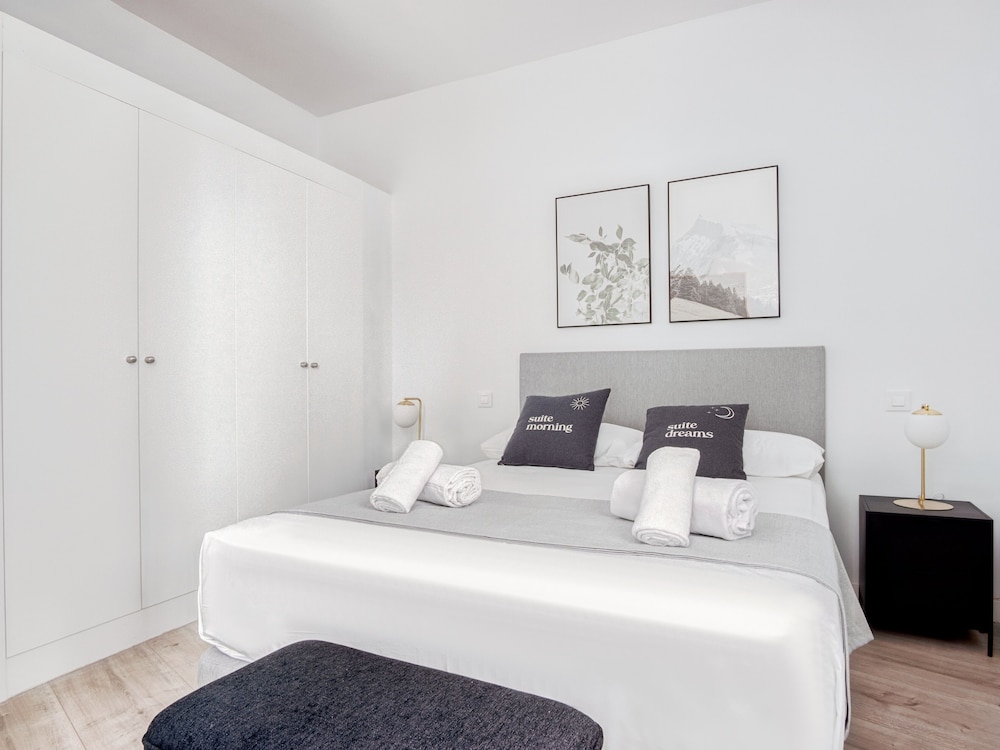 One-Bedroom Apartment photo 3