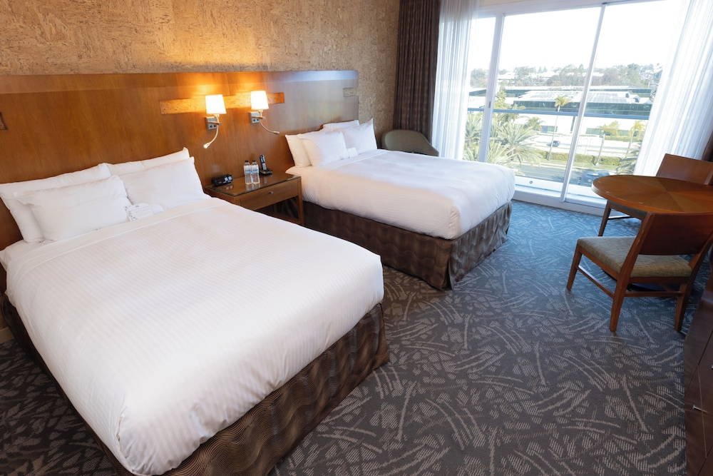 Executive Room, 2 Double Beds (Executive Room with Two Double Beds) - Photo 1