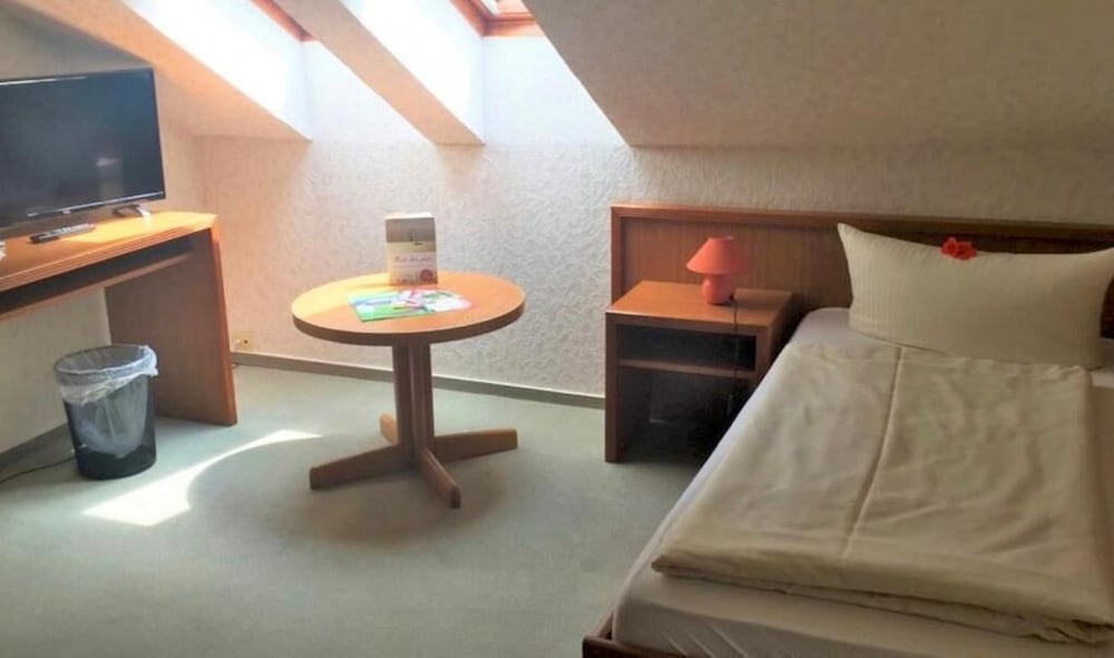 Classic Double Room, Lake View photo 3