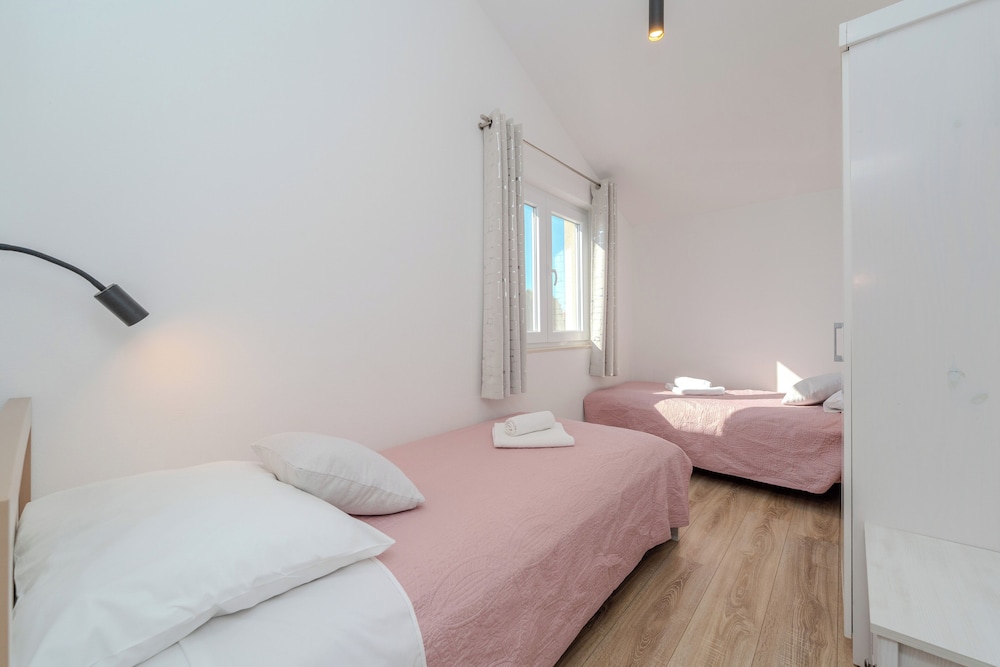Comfort Apartment, Sea View
