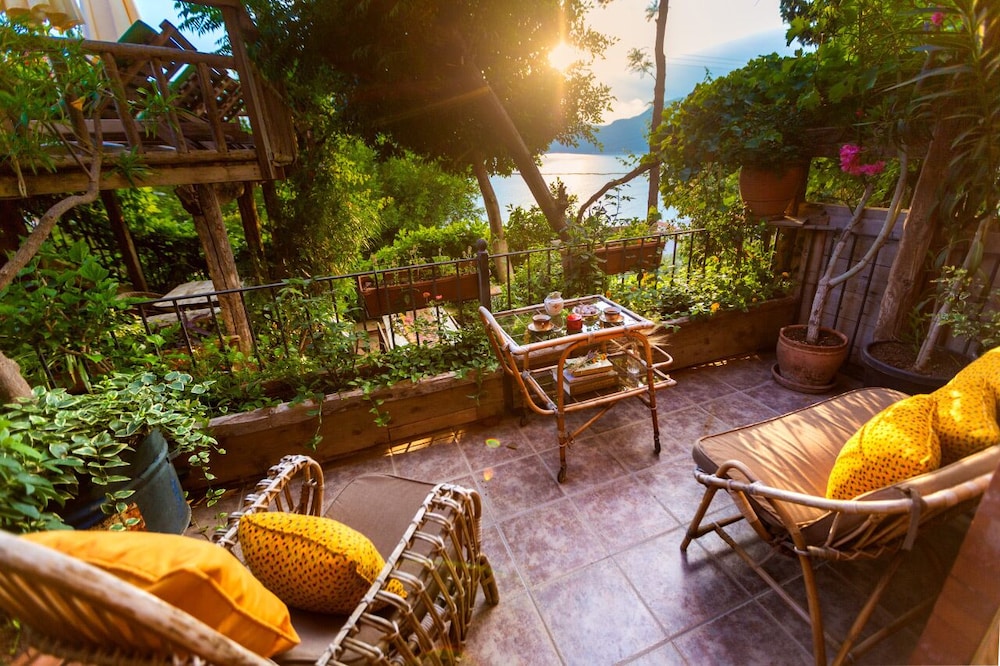 Garden Floor Suite photo 2