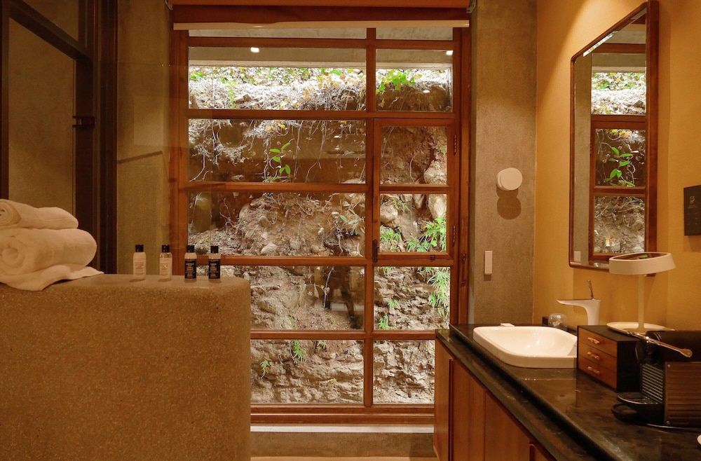 Economy Double Room, Courtyard View